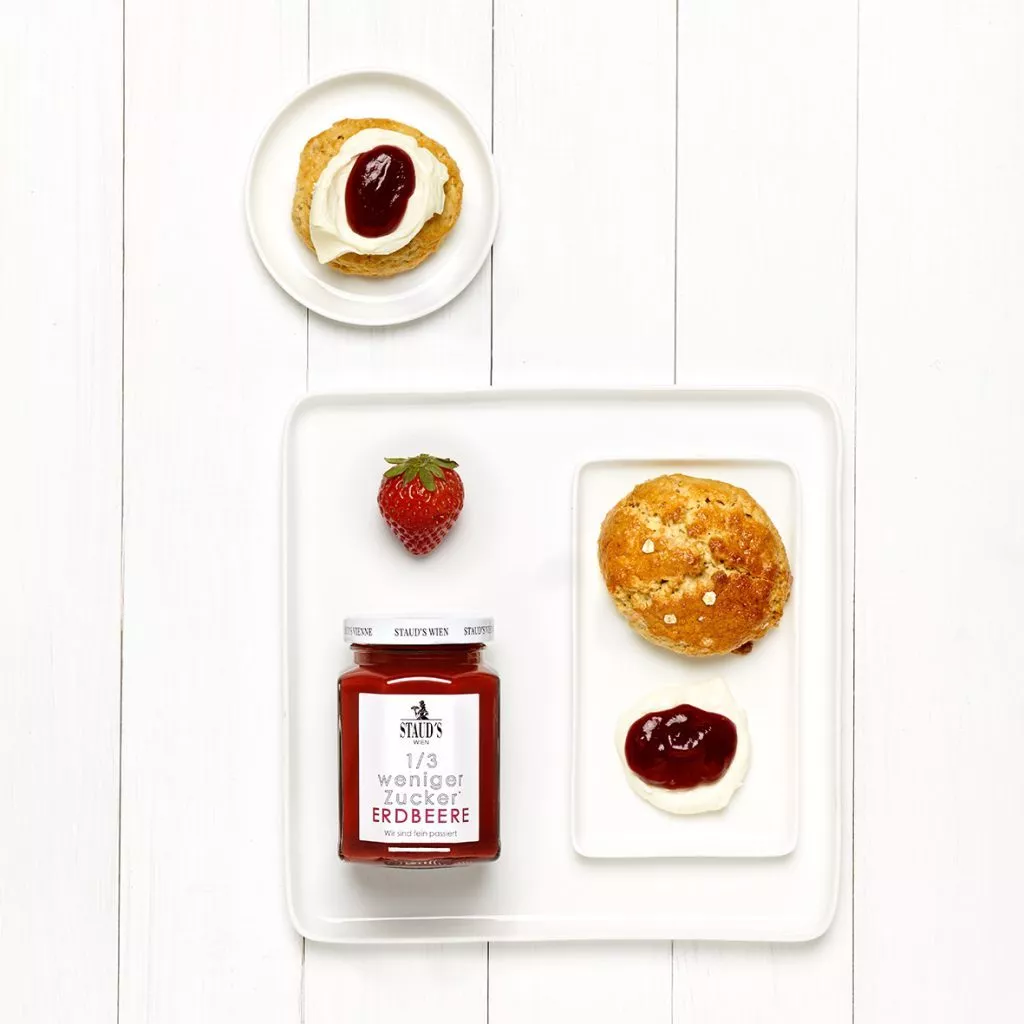 Scones-mit-Erdbeer_02-RGB